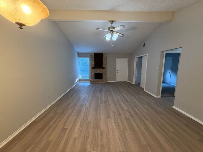Photo - SINGLE STORY 3 BEDROOM HOME IN NORTHWEST C...