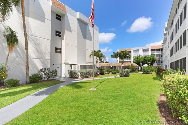 1516 S Lakeside Dr Unidad 103