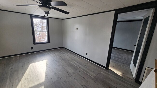 Photo - Newley renovated single family 1 bed 1 bath home for rent!