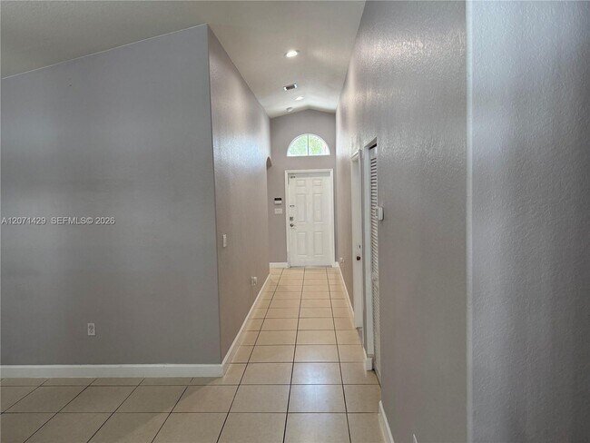 Photo - 1901 SE 15th St