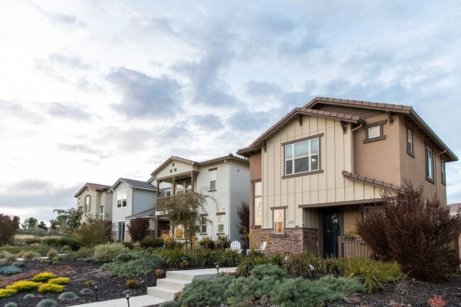 Photo - Newer 3 Bed, 2.5 Bath Sea Haven Home for Lease