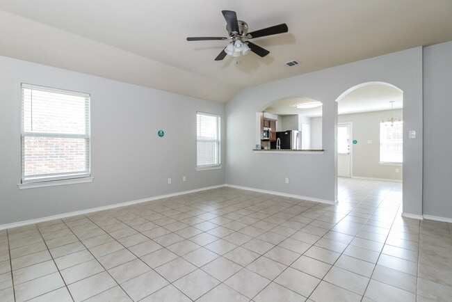 Photo - 1402 Copper St