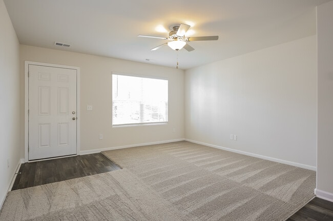 Photo - 6091 Mason Tucker Dr