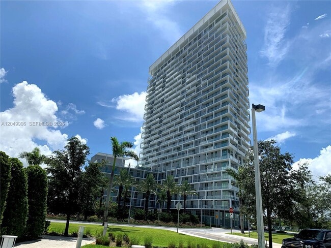 Building Photo - 2000 Metropica Wy Unit 1603