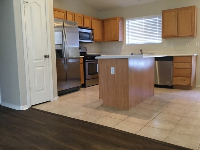 Photo - 804 Ocate Meadows Dr NE