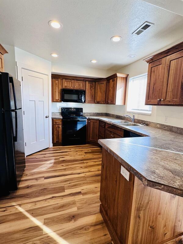 Photo - 16031 N 6000 W