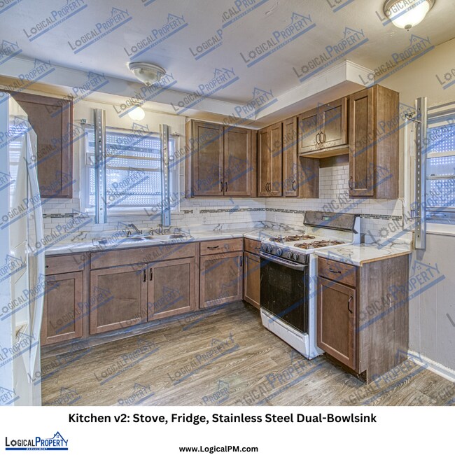 Photo - 3/1.5 Brick Colonial w/Bsmnt,Kitchn Applnc...