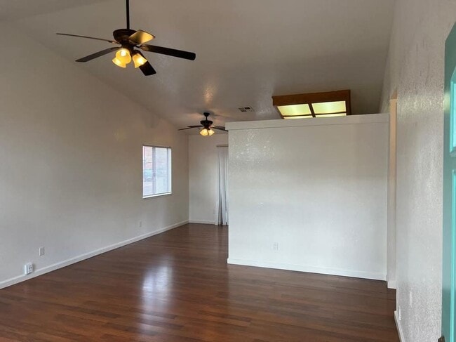 Photo - 3301 Jamestown Dr