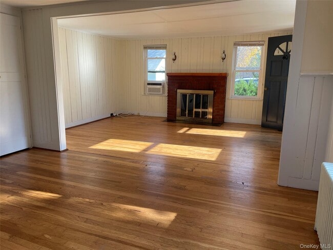 Photo - 40 W Garden St