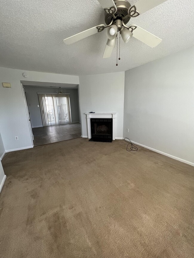 Photo - 93 Willowbrook Dr