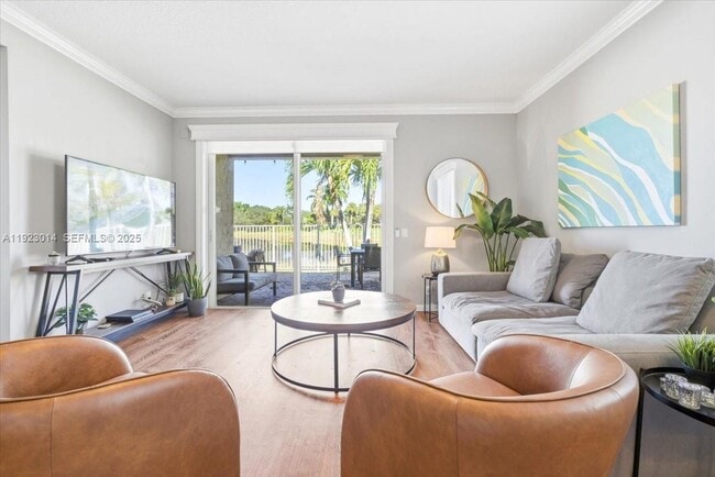 Photo - 920 Golden Cane Dr