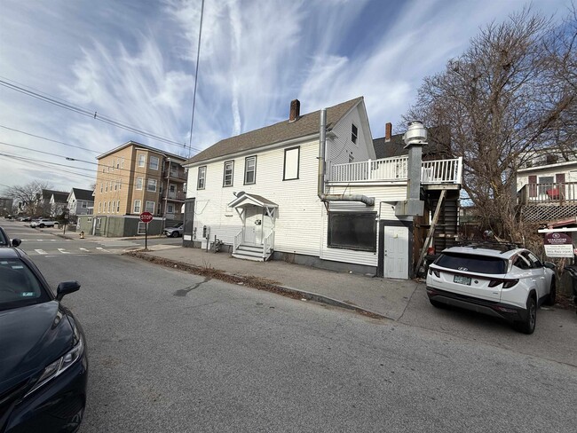 Photo - 521 Wilson St