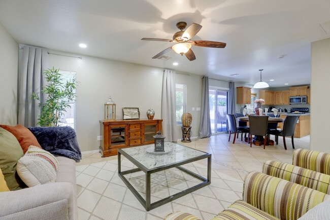 28112 N Coal Ave Unit SI ID1625077P