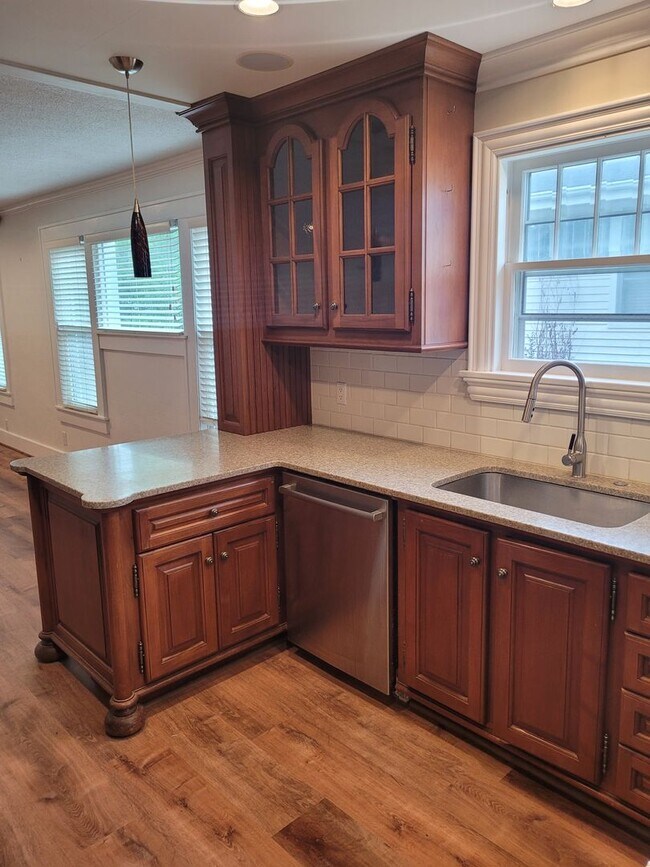 Photo - 3 Bedroom 1.5 Bath Cottage-Old Southwest