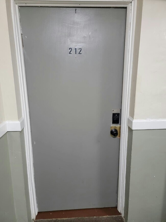 Photo - 13540 Superior Ave Unidad 212