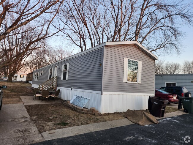 Building Photo - 65 Garfield Ln Rental