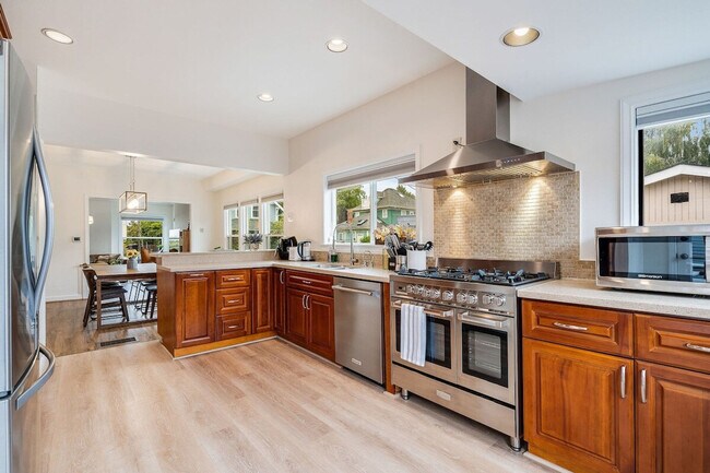 Photo - 2403 7th Ave W Unidad ID1036024P