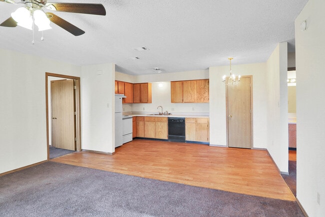 Photo - Pleasant View Apartments