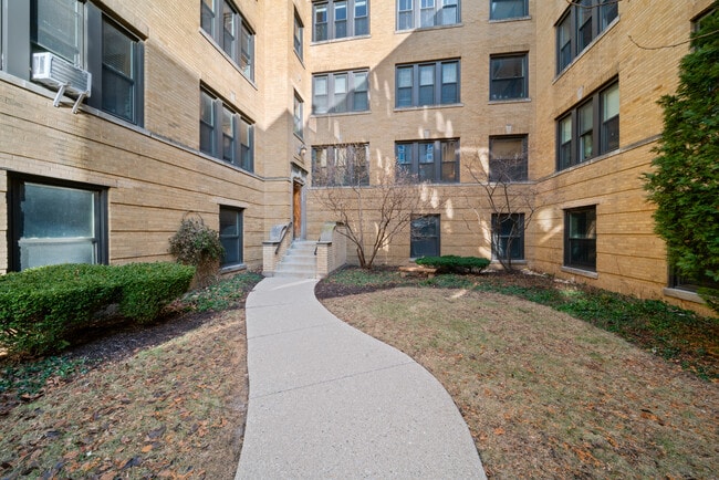 Photo - 724 W Buena Ave Unit 3F