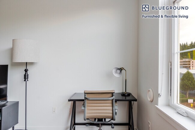 Photo - 8709 161st Avenue Northeast Unit FL3-ID895