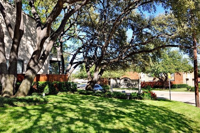 Photo - 5909 Birchbrook Dr Unit 114