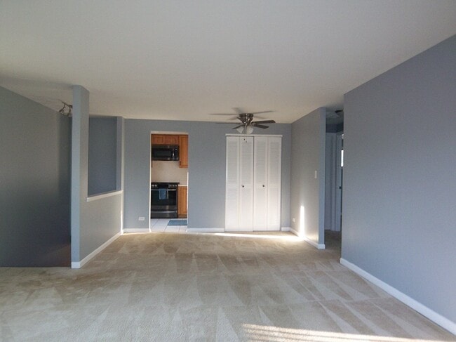 Photo - 34 N Salem Dr Unit 0