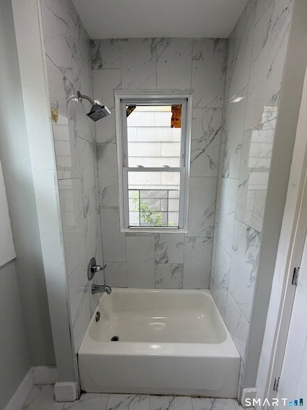 Photo - 139 Poplar St