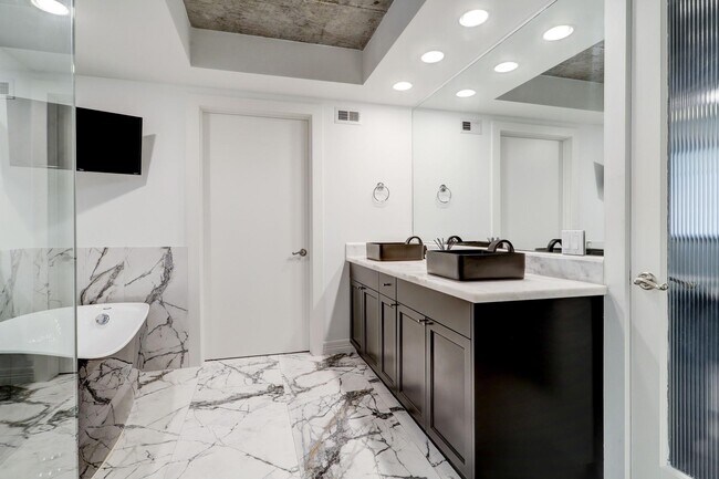 5005 Hidalgo St Unit 413