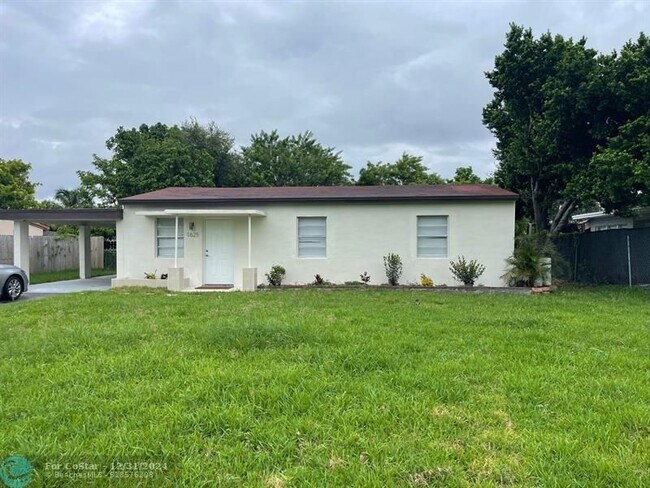 Photo - 1625 NW 12th Ct
