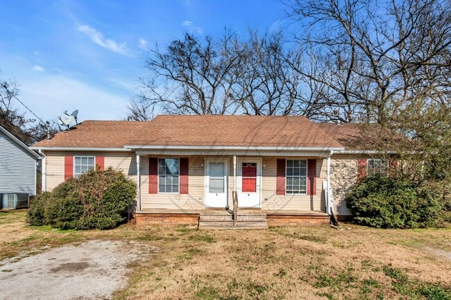 Photo - Affordable 2BR Ranch Duplex in N. Columbia — Move-In Special!