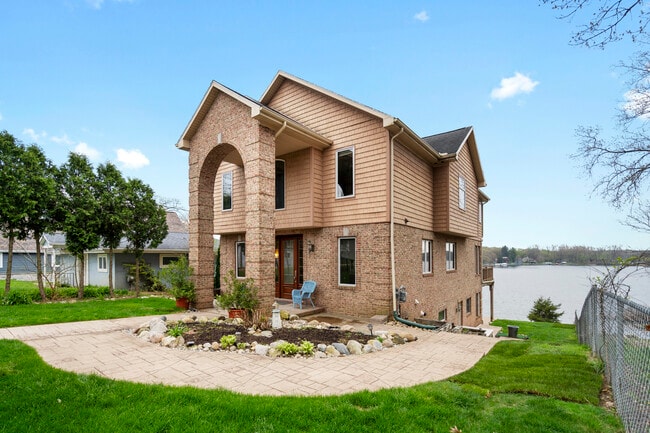 Building Photo - 11589 Ember Rental