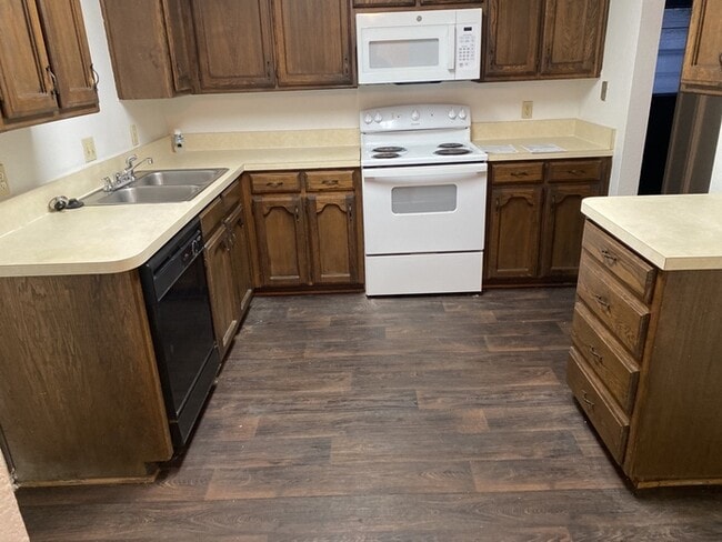 Photo - Cozy duplex 2/2/1 in Fort Worth