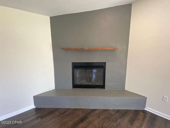 Photo - 5917 Howard Rd