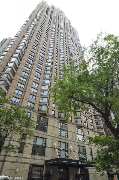 Photo - 401 E Ontario St Unidad 3105