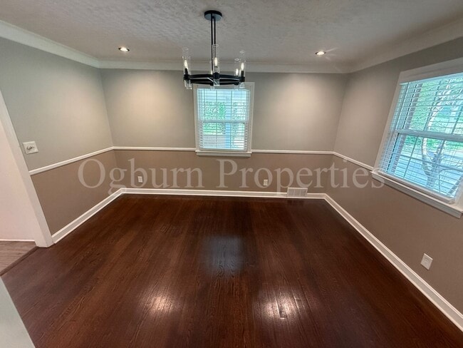 Photo - 4975 Stonington Rd SW