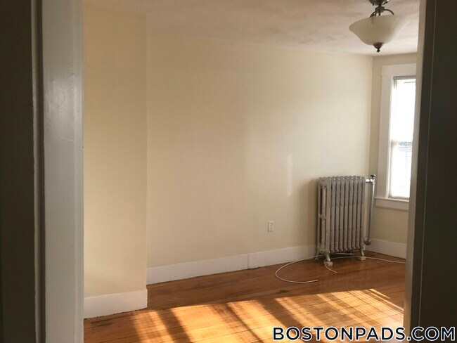 8 Lexington Terrace Unit 3