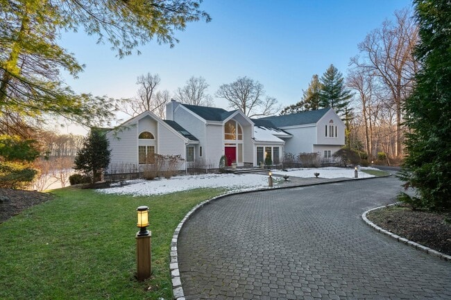 Photo - 19 Mallard Dr