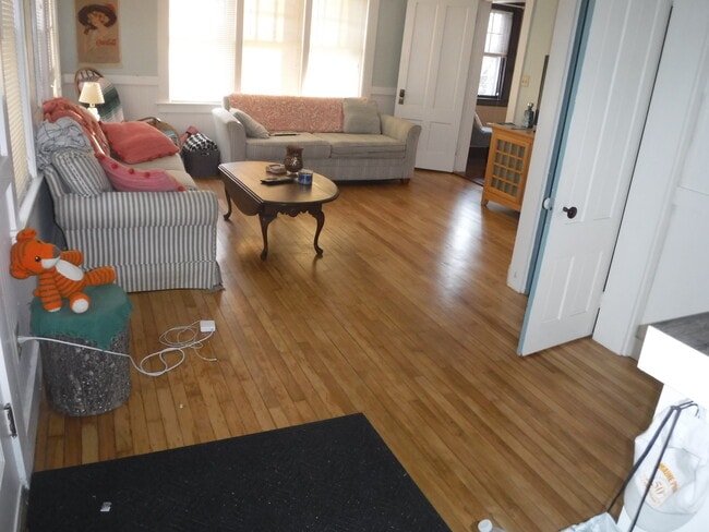 Photo - 32 College Ave