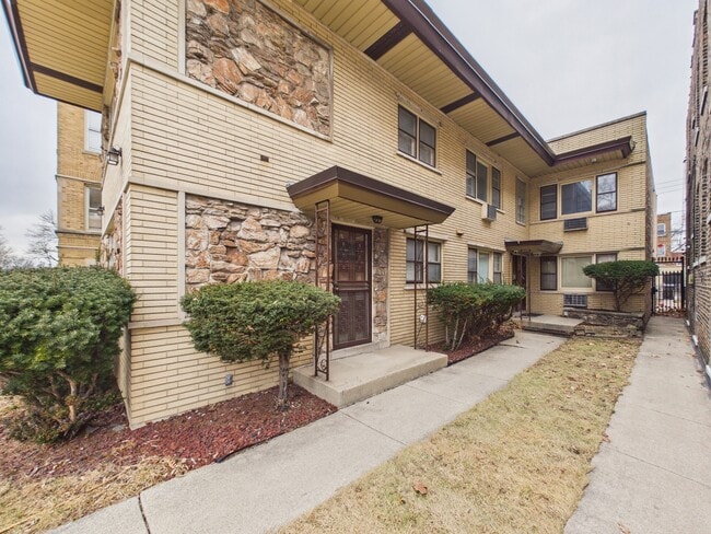 Photo - 11219 S King Dr Unit 1F