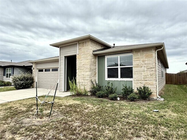 Photo - 3013 Louris Ln