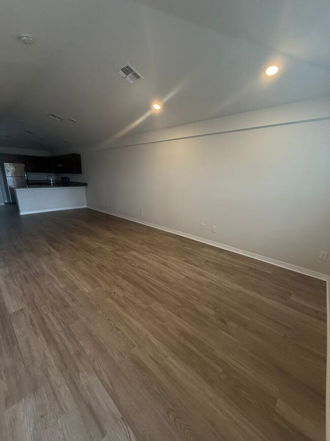 Photo - 11183 Pendleton Ave