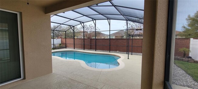 Photo - 16084 Shasta St