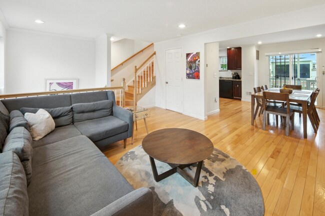 Photo - 1340 W St NE