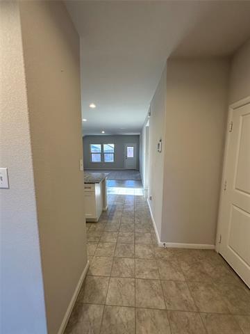 Photo - 1902 Skylar Ln