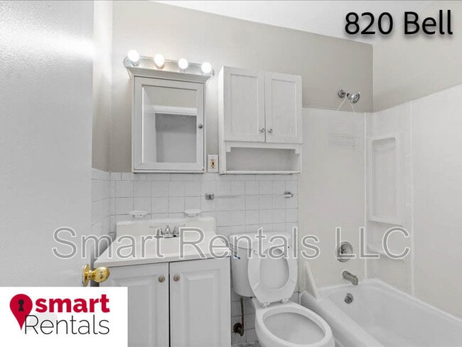 Photo - 820 Bell Ave