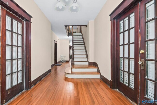 Photo - 207 Lincoln St SE Unidad E