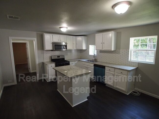 Photo - 502 S Rusk St