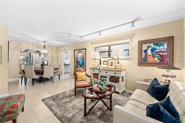 Photo - 4606 S Esperanza Ave