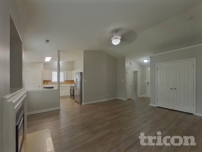 Photo - 6211 Whispering Brook Ct