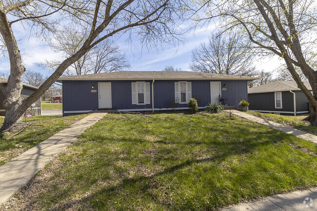 Building Photo - 206 Wheaton Ct Rental
